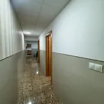 El Piso Bajo شقة *