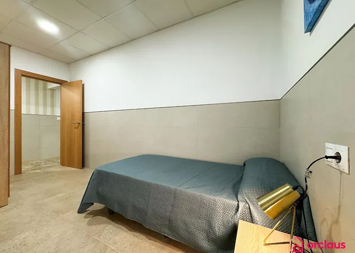 El Piso Bajo